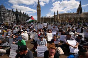 2025-08-09t122258z-415833768-rc2o3galmy01-rtrmadp-3-israel-palestinians-britain-palestine-action-protest
