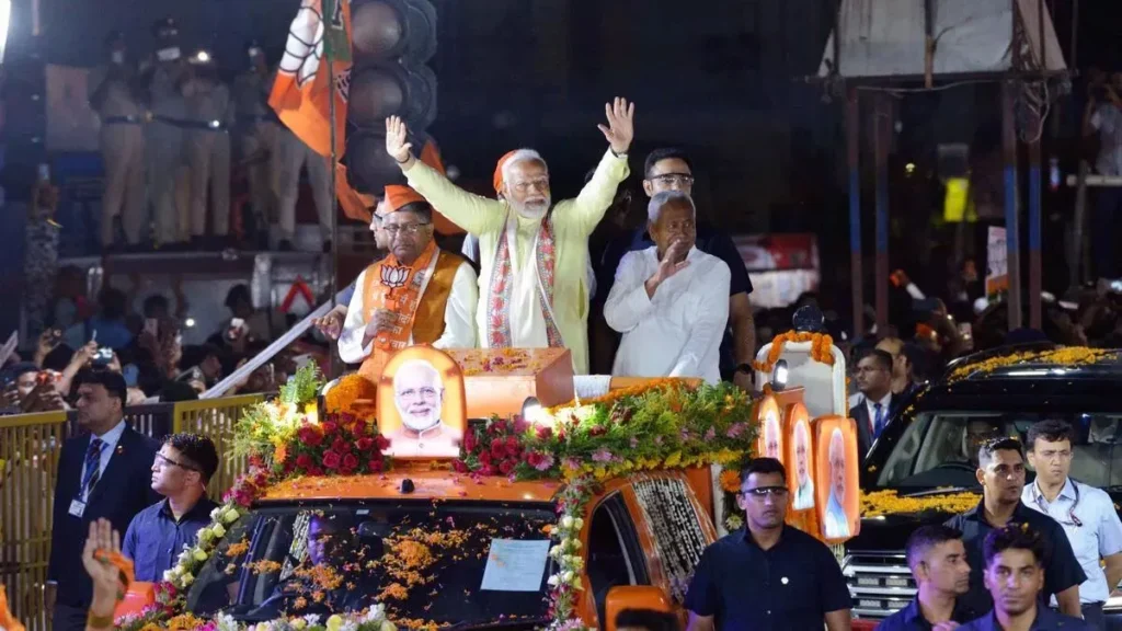 PM-Modi-Patna-Road-Show-1761936892114