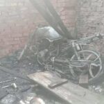 घाटमपुर में गैस सिलेंडर में लगी आग, बाइक समेत पूरी गृहस्थी जलकर राख