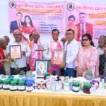 बारिश एवं जल भराव के कारण गंगा बैराज से जुड़े गांवों में संक्रामक रोगों ने पसारे पैर, 750 से अधिक मरीजों को मिला निशुल्क उपचार